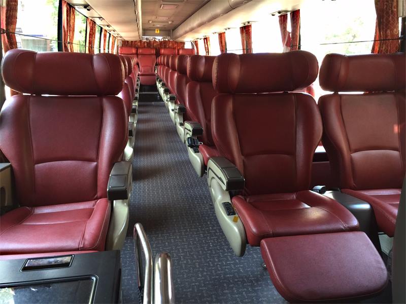 Xe khách 31 chỗ